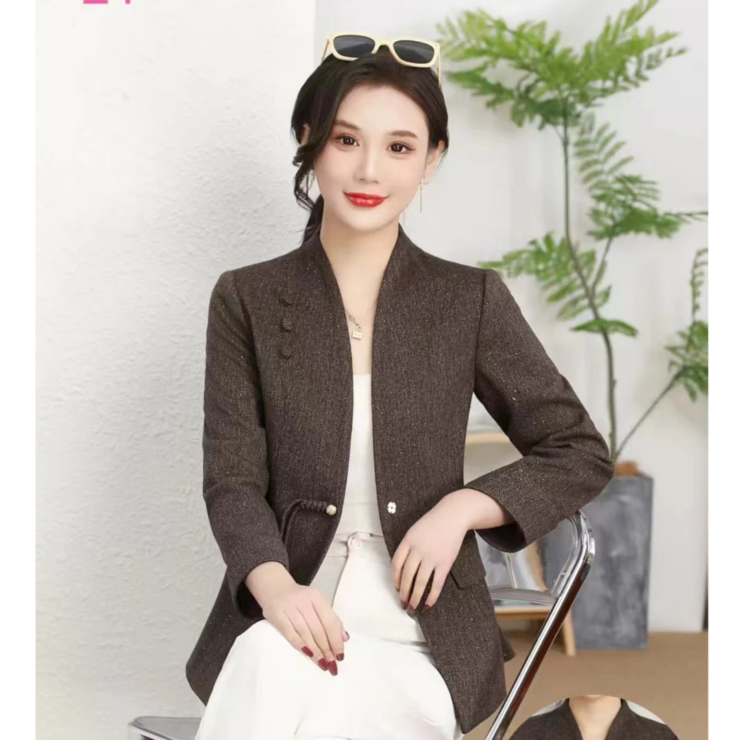 真斯贝尔推荐新款时尚无领外套