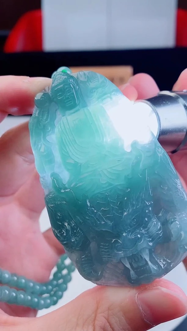 颈饰未镶嵌翡翠