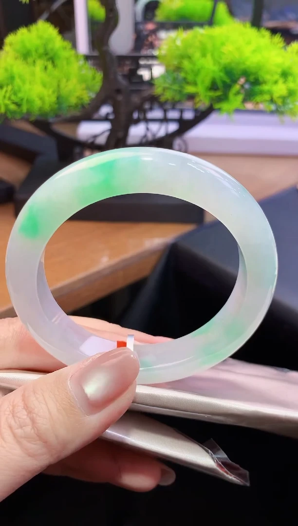 未镶嵌手镯翡翠-k227 天然缅甸A货翡翠56正圈总价10万定金2万