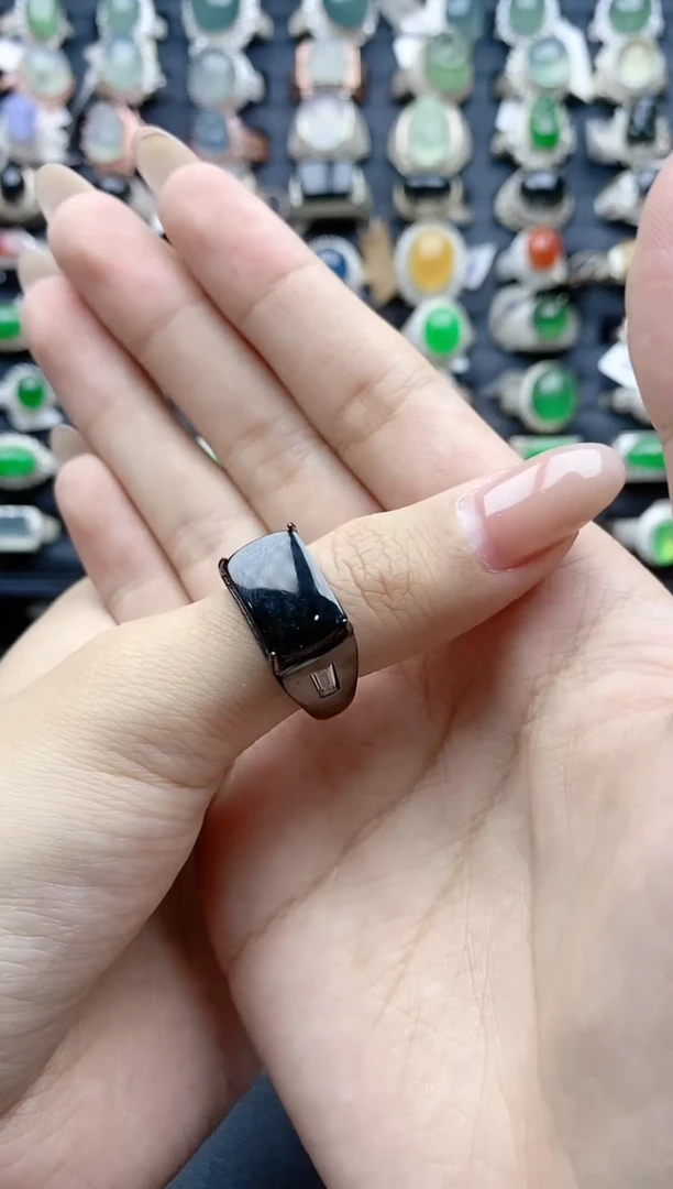 【闪购商品】翡翠戒指银S925镶嵌天然A货翡翠戒指