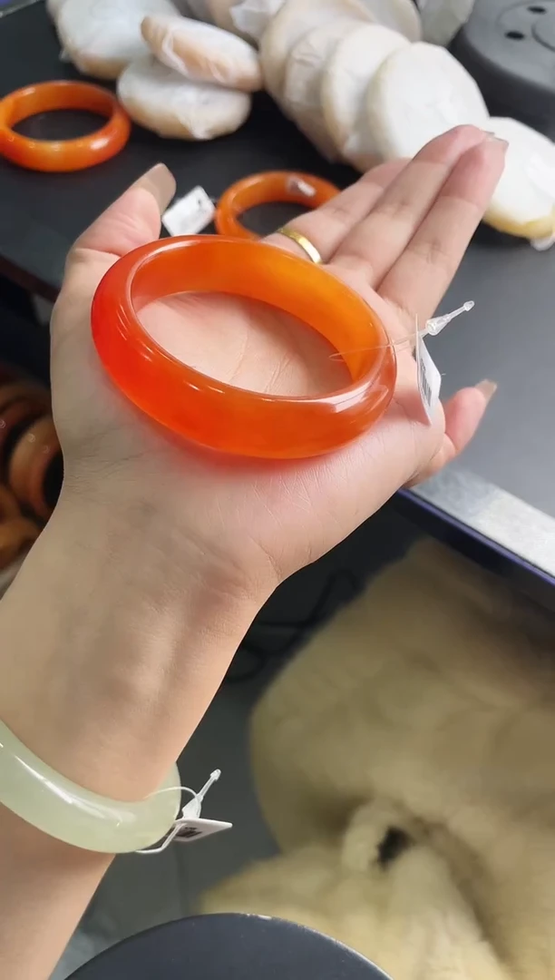 未镶嵌手镯石英质玉j50-HHB53+