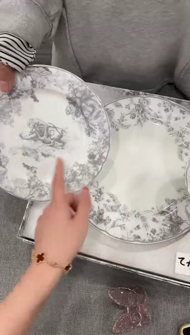 【闪购商品】杯H42--------------