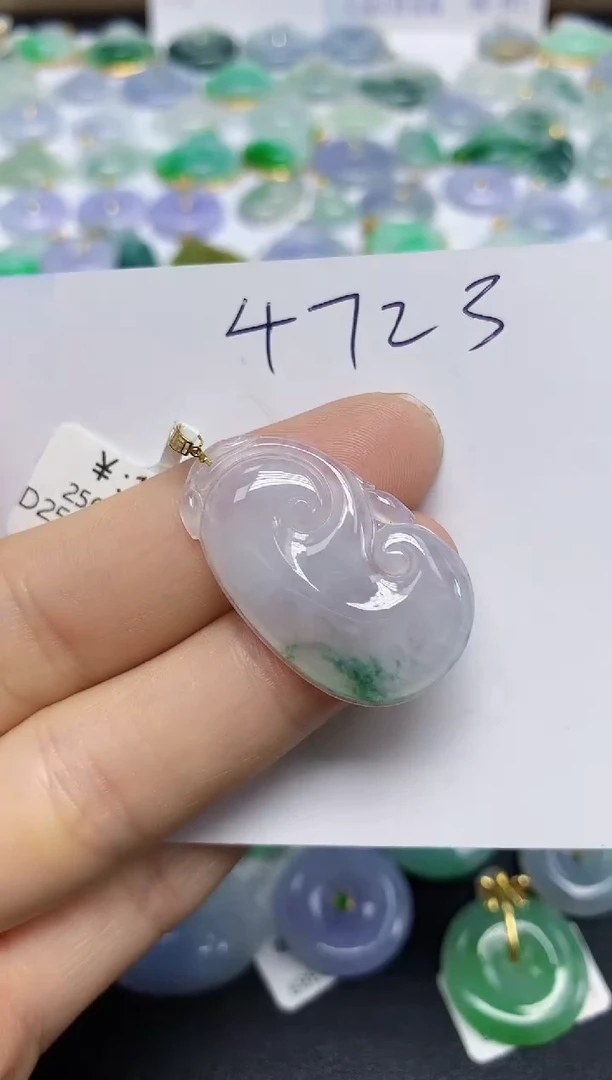 翡翠18K金镶嵌颈饰天然缅甸翡翠A货