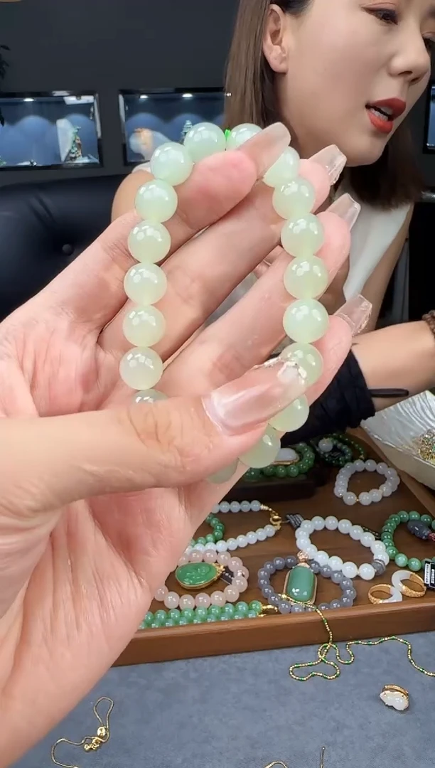 手链未镶嵌和田玉1