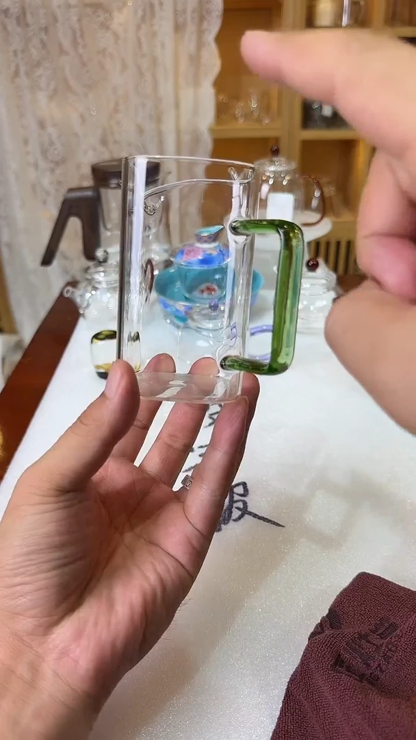 绿色小四方。。。。。。。