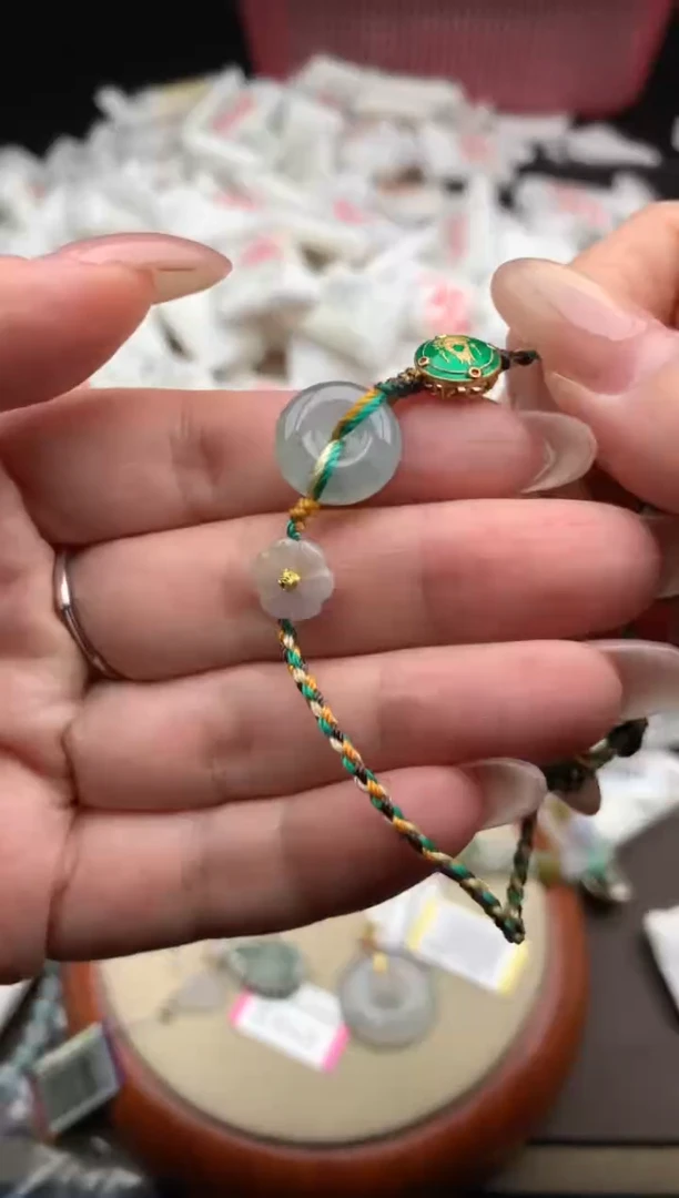 【闪购商品】翡翠手绳未镶嵌一