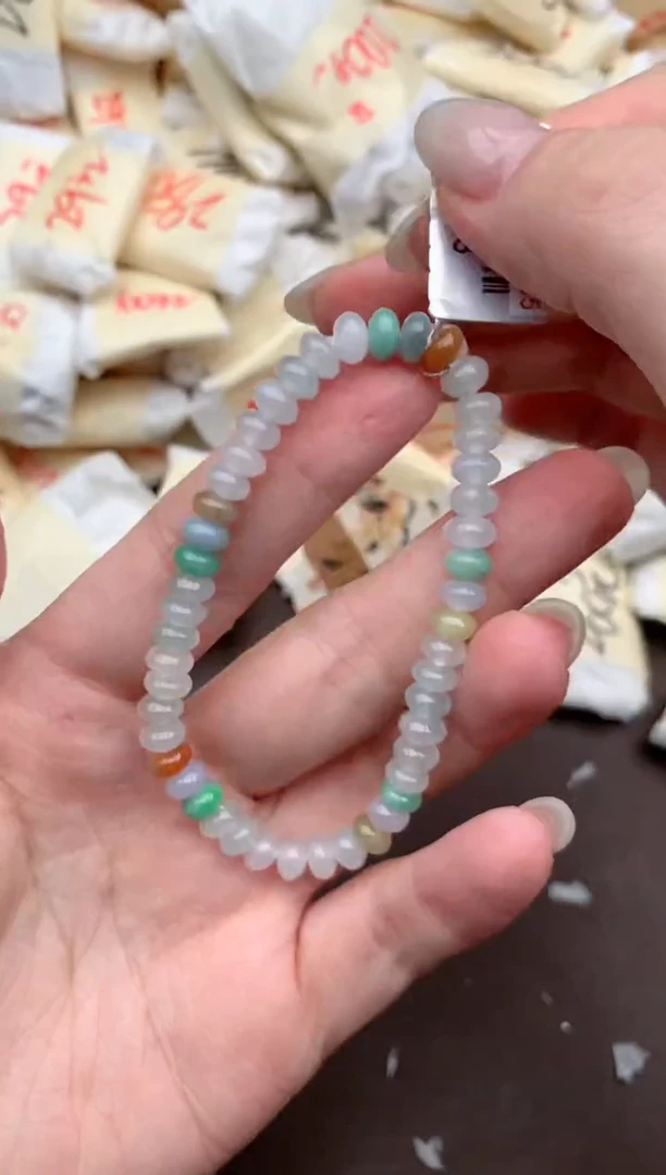 未镶嵌挂件翡翠1