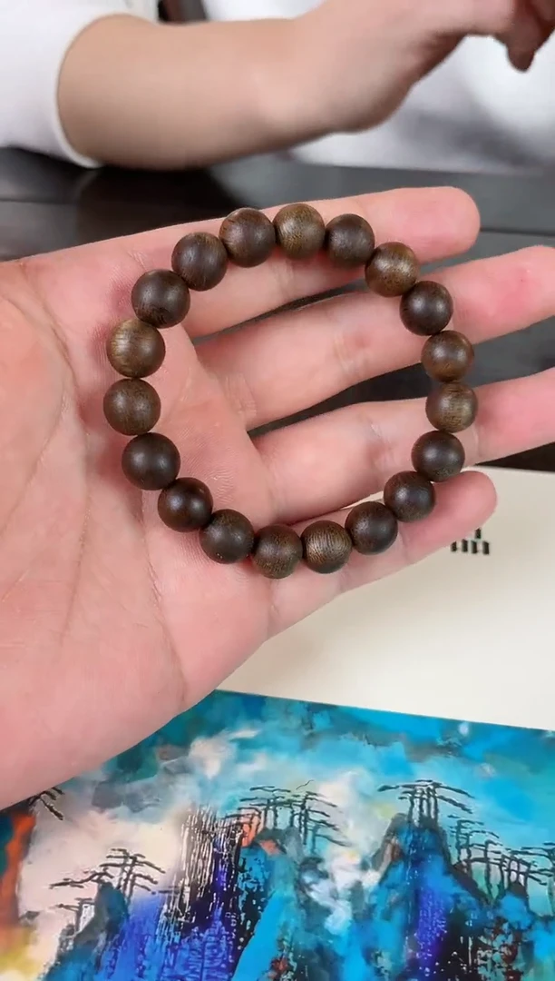 【闪购商品】沉香吊坠越南芽庄白奇手串1.0