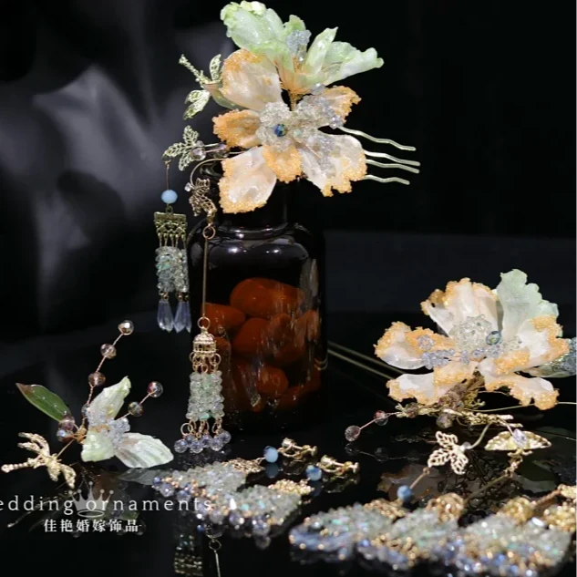 9033新款浅色造液花流苏发簪分体中式秀禾头饰新娘盘发配饰