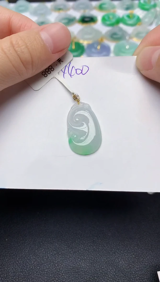 颈饰18K金镶嵌翡翠天然缅甸A货翡翠百元以上9元证书费自理