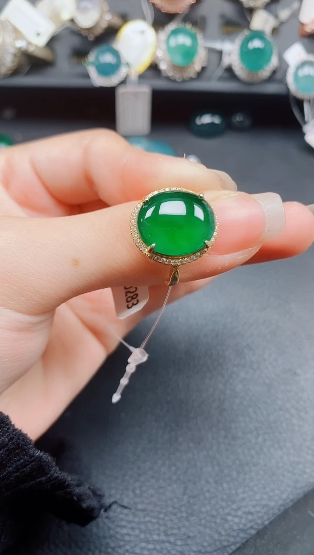 银S925镶嵌戒指翡翠，翡翠