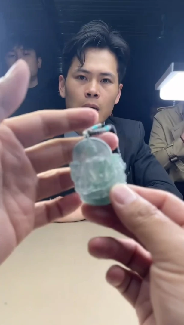 【闪购商品】定制翡翠未镶嵌     4007