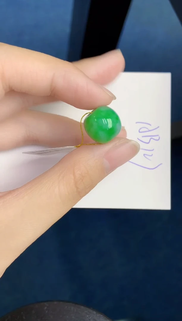 翡翠未镶嵌颈饰天然翡翠緬甸A貨