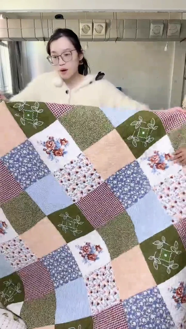 棉200*220双面斜纹复古拼格