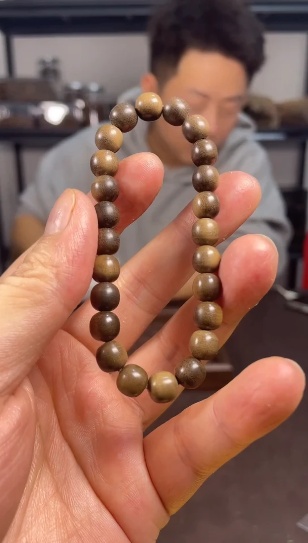 檀香木木头款温*印度迈索尔老山檀香阴沉0.8X108