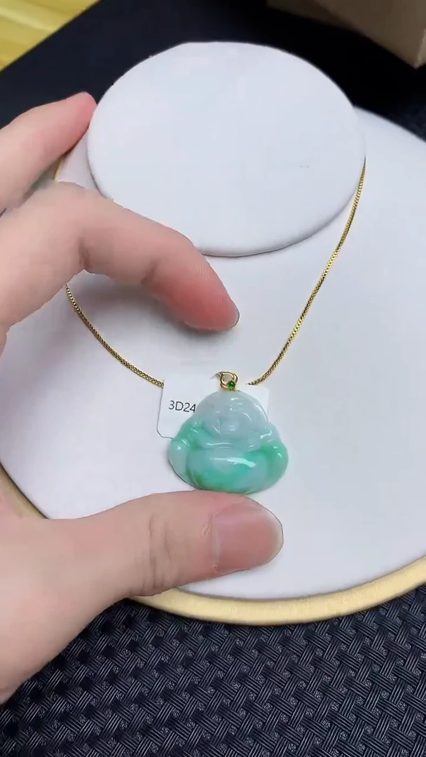 【闪购商品】翡翠颈饰18K金镶嵌12.121212.