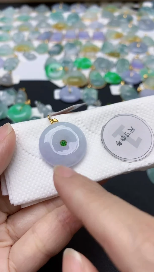 翡翠18K金镶嵌颈饰天然缅甸A货翡翠