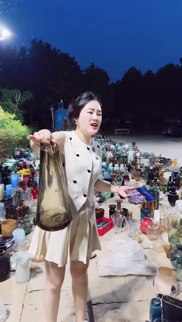 ANQI-微瑕花瓶-FPOQW