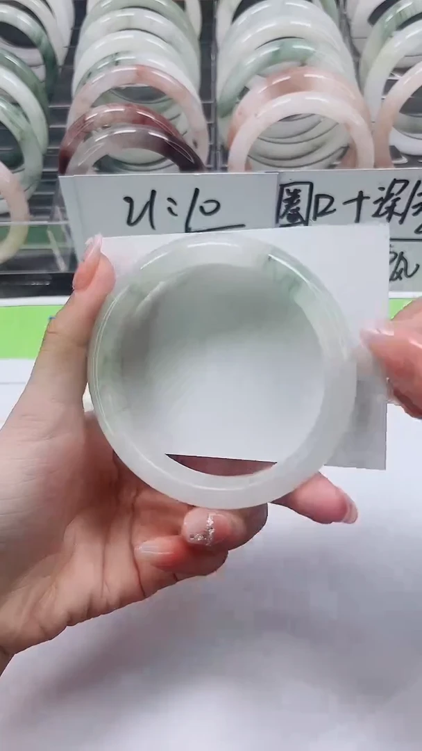 【闪购商品】石英质玉手镯未镶嵌A207-64/65