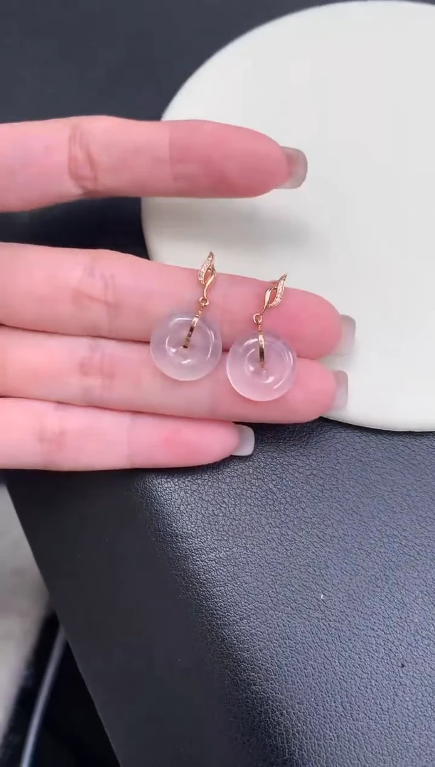 18K金镶嵌定制翡翠48小时鉴赏期 退货不扣服务费