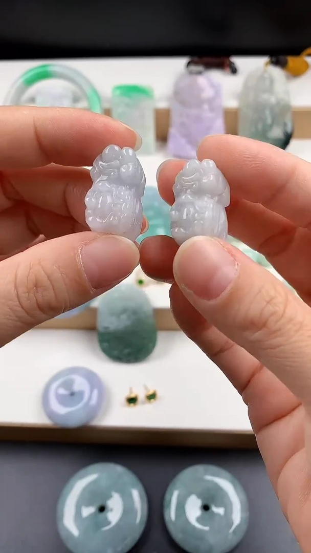 颈饰未镶嵌翡翠天然翡翠吊坠挂件