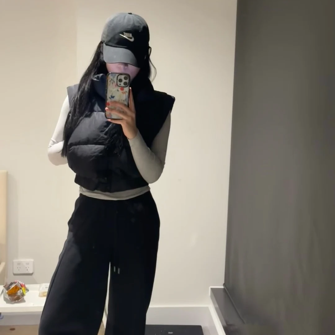 欧美时髦立领可拆卸带帽拉链修身显瘦百搭休闲短款马甲背心连帽