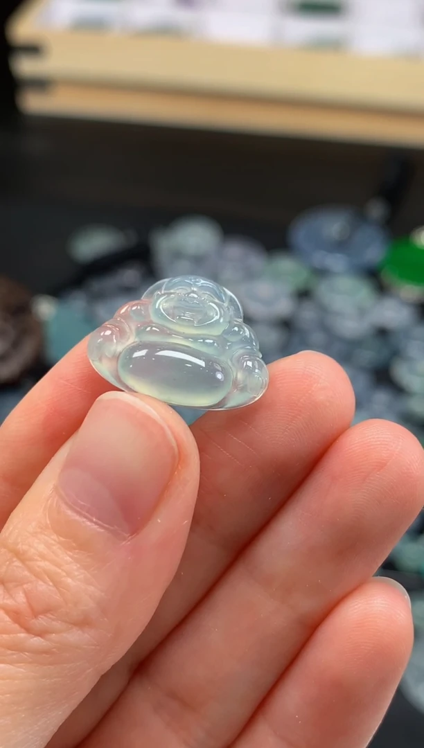 翡翠未镶嵌颈饰---19497