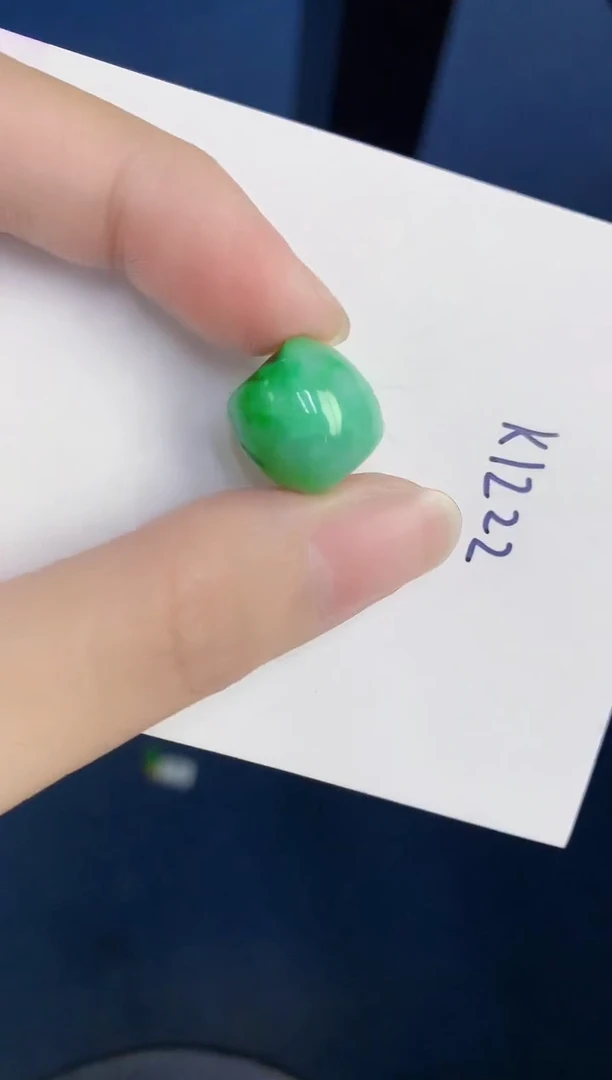 颈饰未镶嵌翡翠天然翡翠缅甸A货