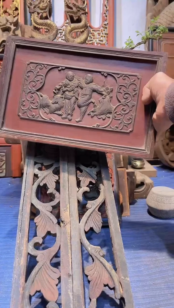 【闪购商品】香樟木老木雕老物件花板