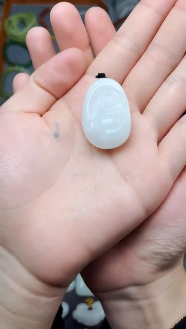 颈饰未镶嵌和田玉佛公06