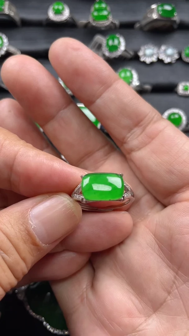 【闪购商品】翡翠戒指银S925镶嵌翡翠