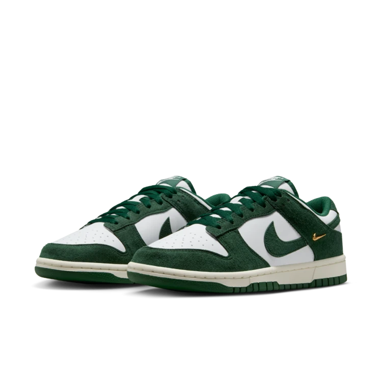 NIKE/耐克耐克官方女子低帮白绿双钩舒适板鞋IB4417-100