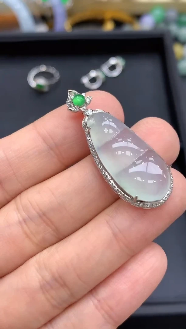 颈饰18K金镶嵌翡翠501-中国好珍宝