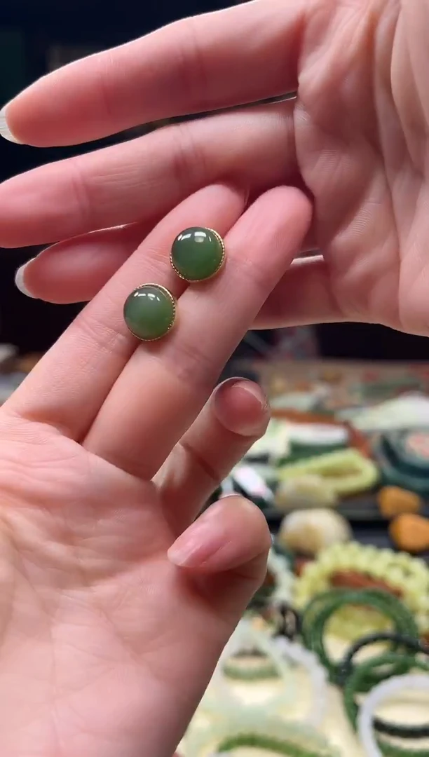 银S925镶嵌和田玉耳饰耳钉