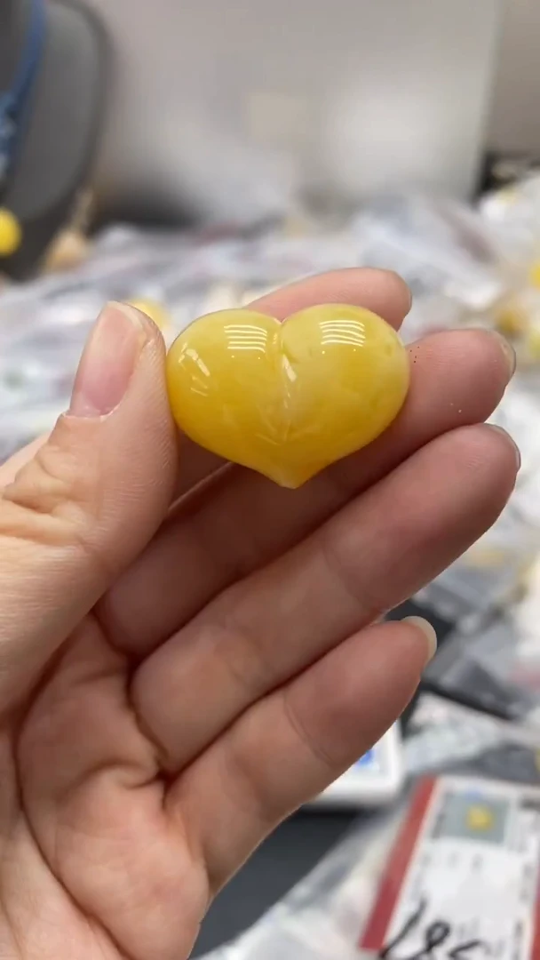 琥珀未镶嵌珠宝奇石196