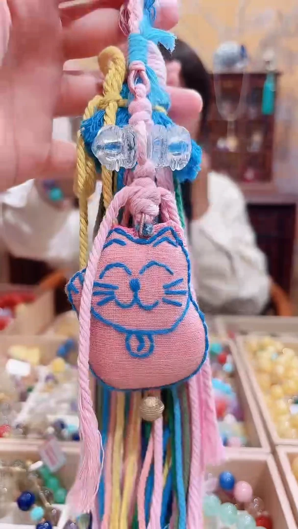 颈饰未镶嵌紫晶全净体设计款，莲蓬香囊香薰