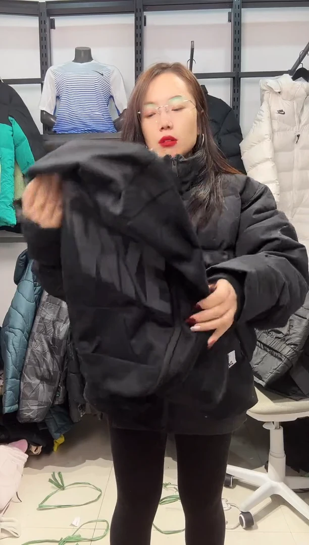 2434 闪购编码  运动卫衣裤以直播间过款为准 尺码  · 包