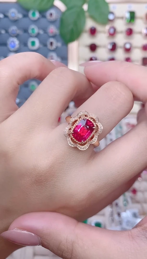 18K金镶嵌碧玺戒指碧玺两用2.55ct