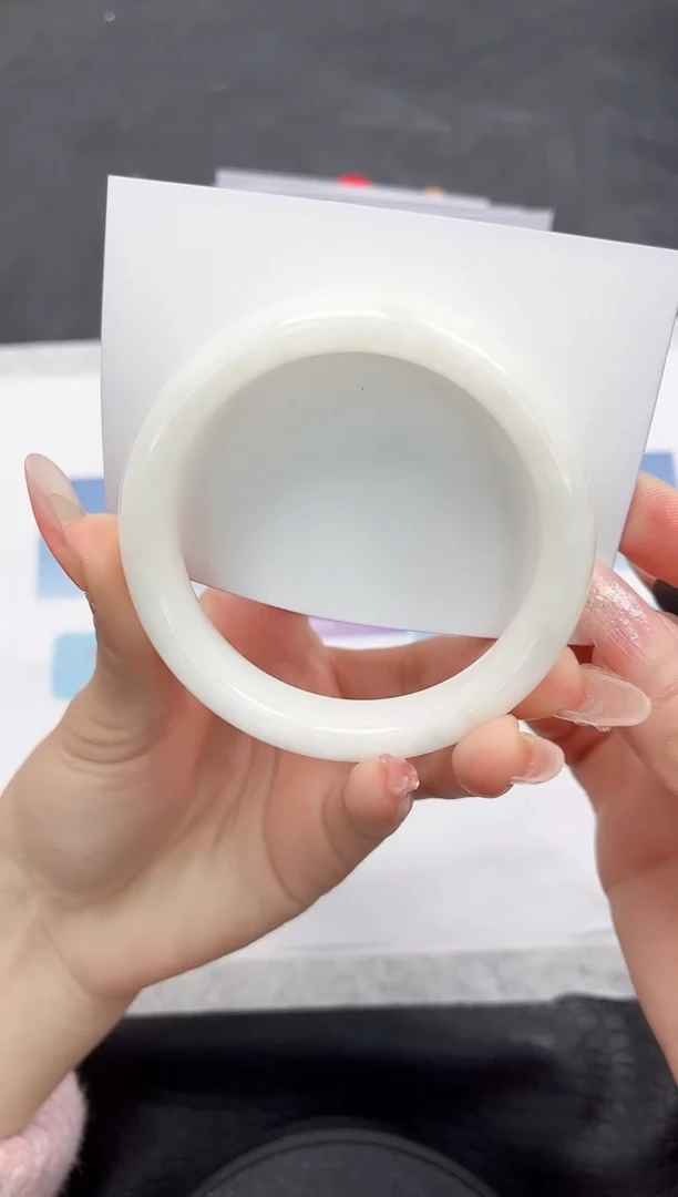 【闪购商品】和田玉手镯未镶嵌O120-56