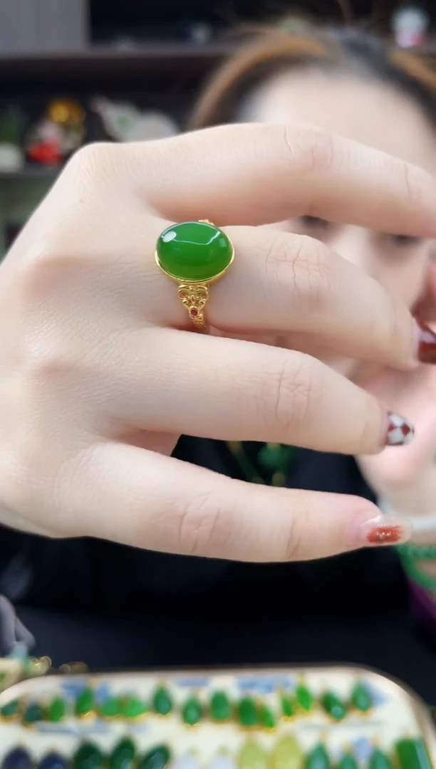 【闪购商品】和田玉·银S925镶嵌蛋面戒指一个