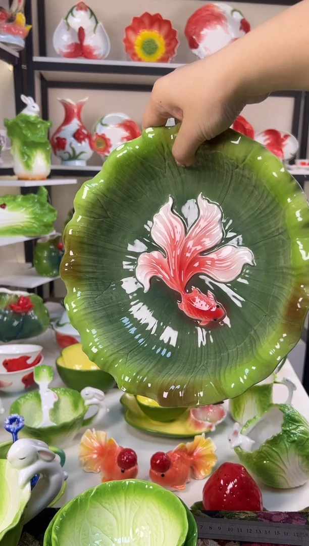 瓷十寸荷叶深盘，，