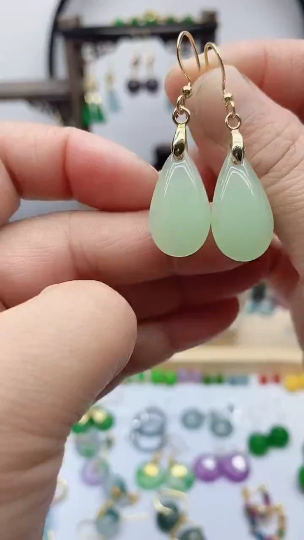 14K金镶嵌和田玉耳饰31