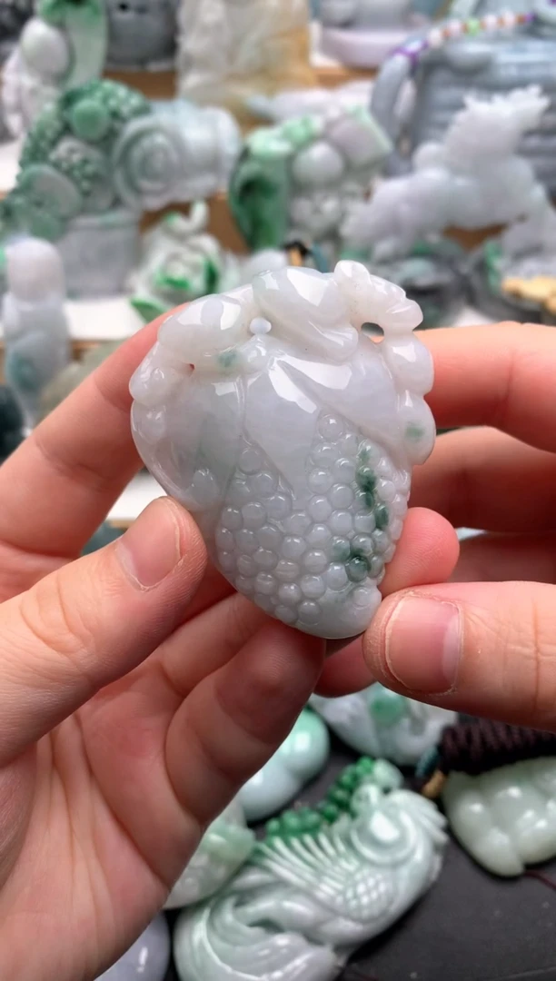 吊坠(不含链)未镶嵌翡翠1