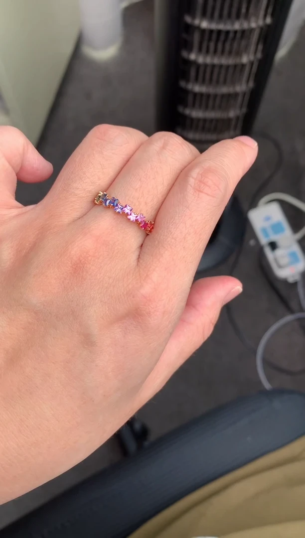 【闪购商品】彩色蓝宝石戒指18K金镶嵌90分彩蓝宝戒指