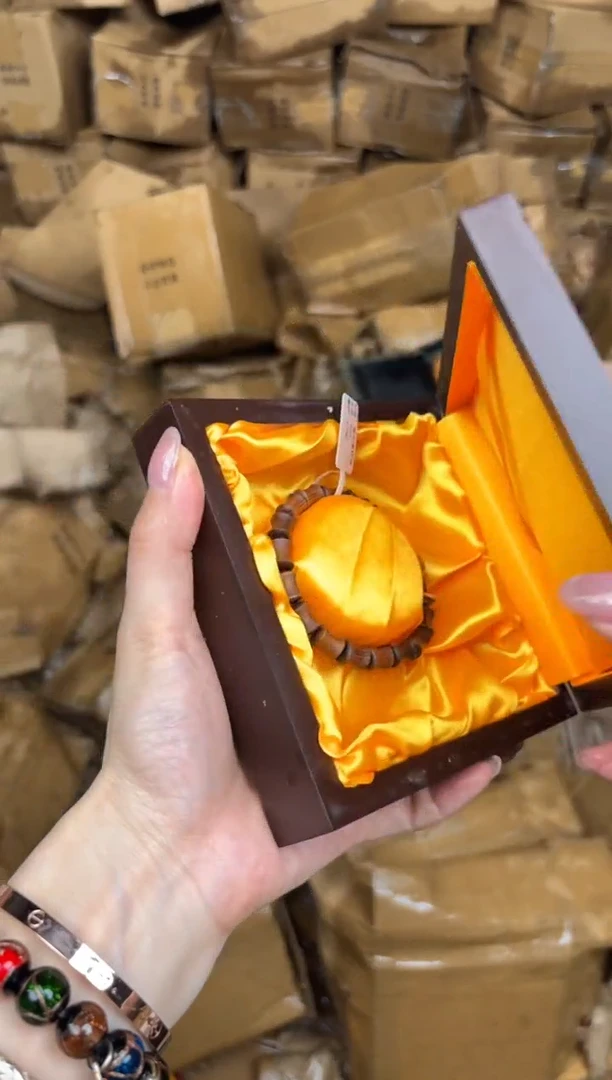 大檀精品手串《无礼盒》