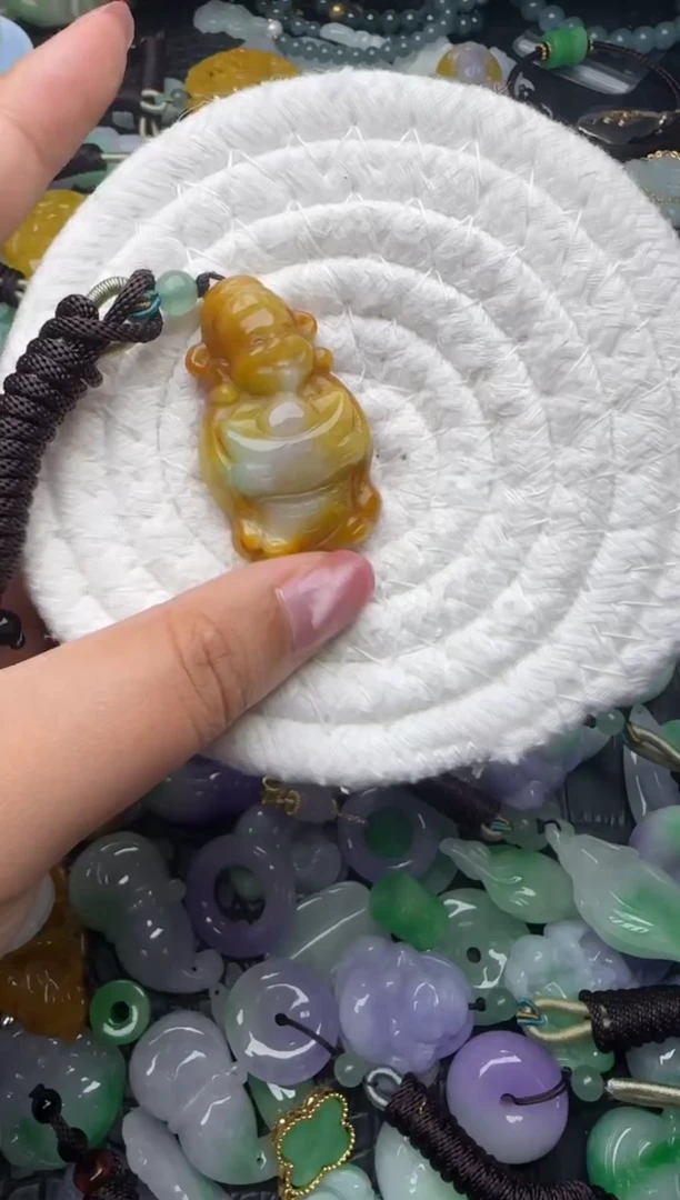 颈饰未镶嵌翡翠缅甸翡翠吊坠