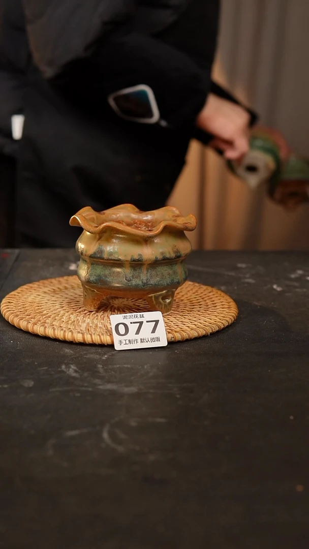 【闪购商品】瓷片077泥泥手工花盆口7高7