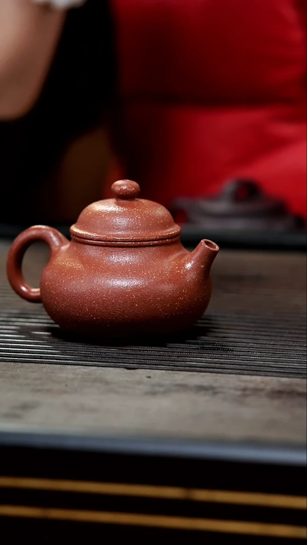 【闪购商品】紫砂茶壶23-全手红降坡容天180cc