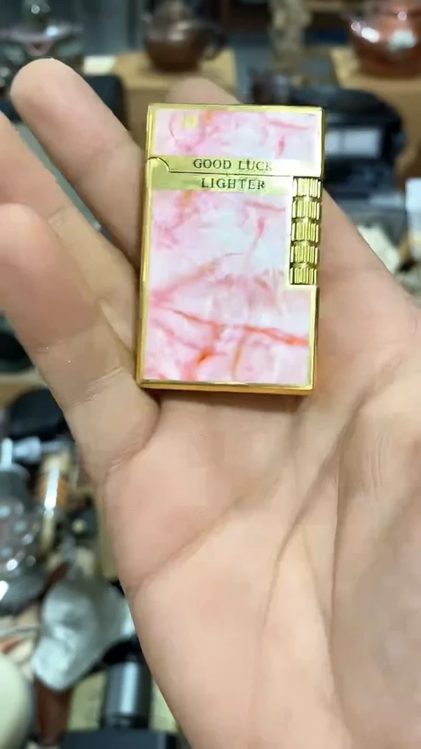瓷片闪购商品  如图所示