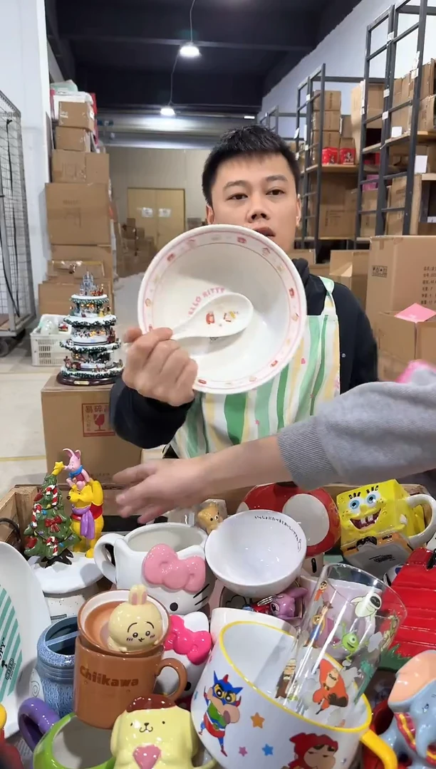 瓷片粉色原盒kt猫碗勺套装